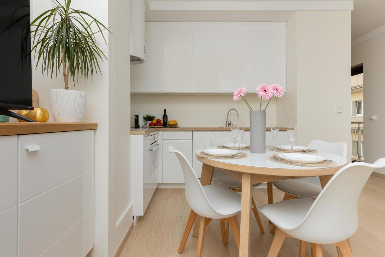 Warsaw Apartment Woronicza Home Office By Noclegi Renters Bagian luar foto