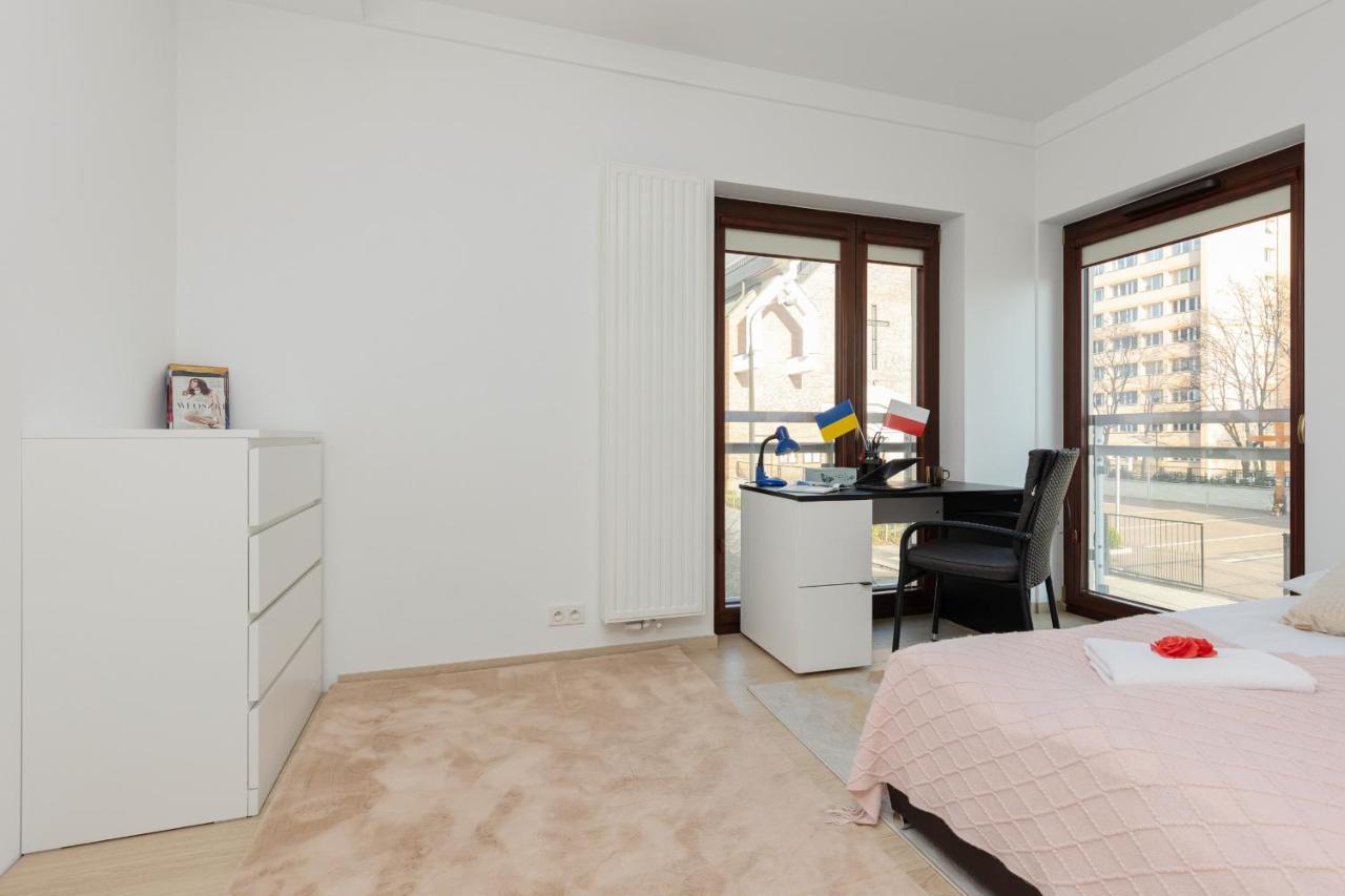 Warsaw Apartment Woronicza Home Office By Noclegi Renters Bagian luar foto